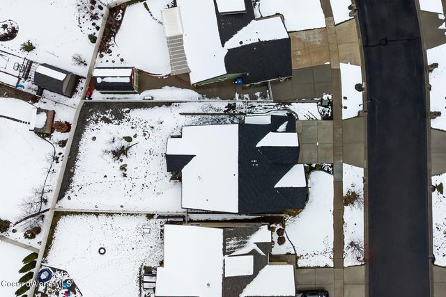 13439 N Shimmering Ct, Rathdrum, ID 83858