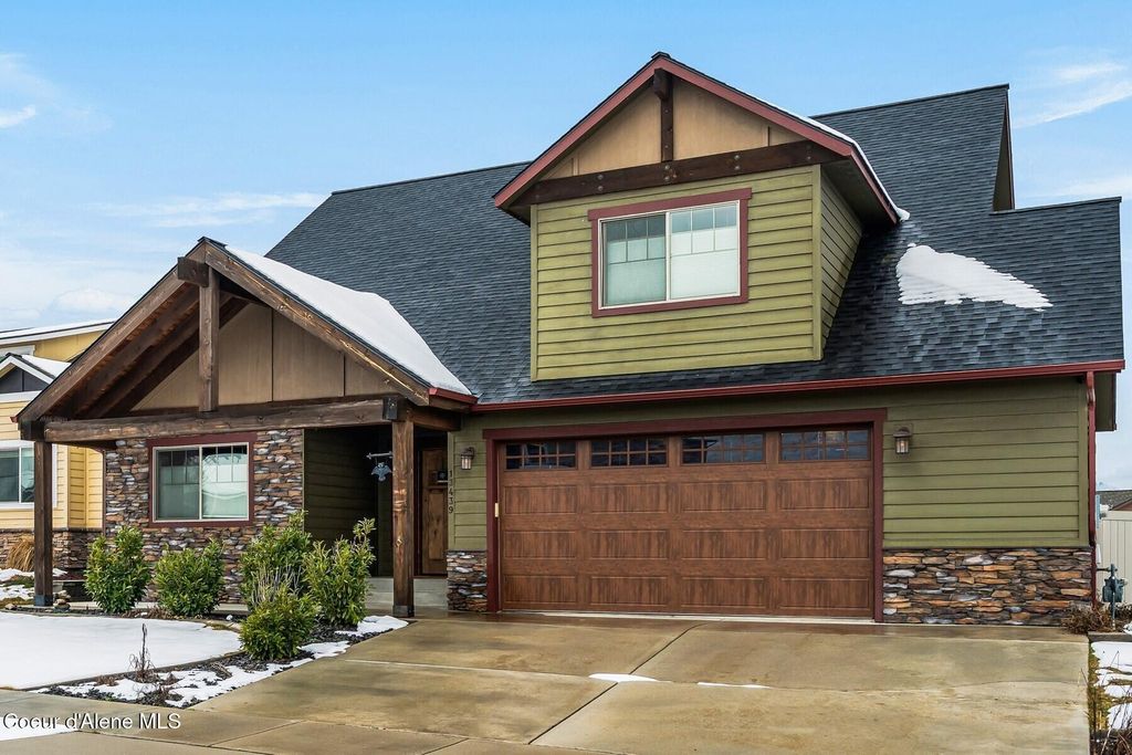 13439 N Shimmering Ct, Rathdrum, ID 83858