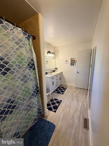 6490 HEATHERFIELD WAY, Harrisburg, PA 17112