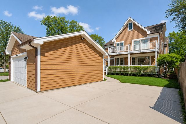1759 Dewes Street, Glenview, IL 60025