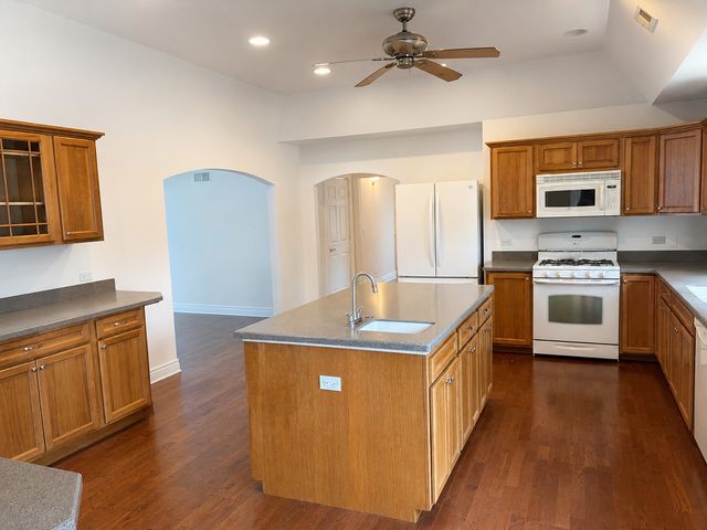 1759 Dewes Street, Glenview, IL 60025