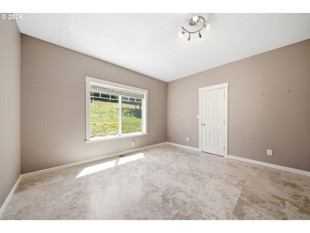 40217 Nw CARDAI HILL Rd, Woodland, WA 98674