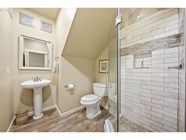 40217 Nw CARDAI HILL Rd, Woodland, WA 98674