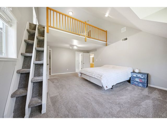 40217 Nw CARDAI HILL Rd, Woodland, WA 98674