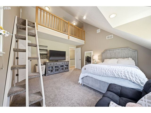 40217 Nw CARDAI HILL Rd, Woodland, WA 98674