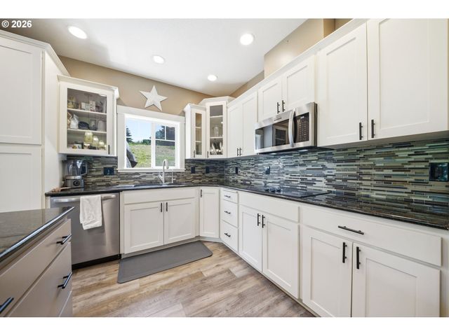 40217 Nw CARDAI HILL Rd, Woodland, WA 98674