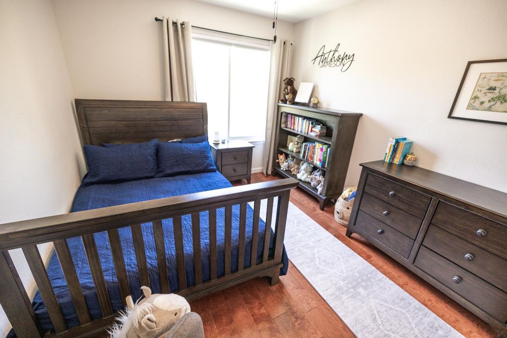 Image 24 of property listing at 8296 N Del Mar Avenue, Fresno, CA 93711