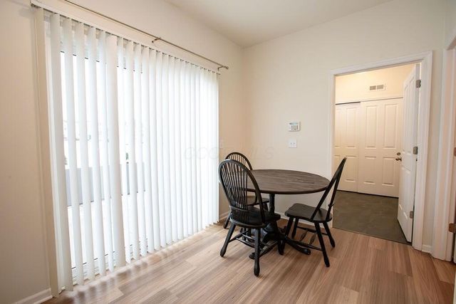 1656 Nature Drive, 22, Grove City, OH 43123