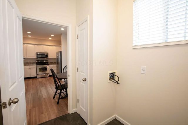 1656 Nature Drive, 22, Grove City, OH 43123