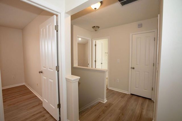 1656 Nature Drive, 22, Grove City, OH 43123