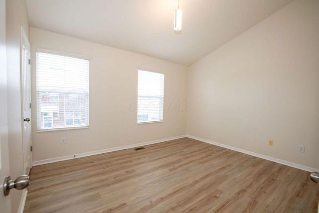 1656 Nature Drive, 22, Grove City, OH 43123