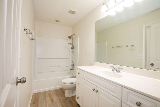 1656 Nature Drive, 22, Grove City, OH 43123