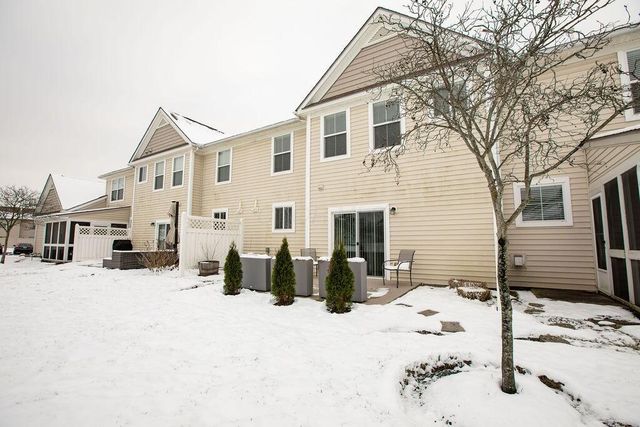 1656 Nature Drive, 22, Grove City, OH 43123