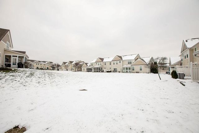 1656 Nature Drive, 22, Grove City, OH 43123