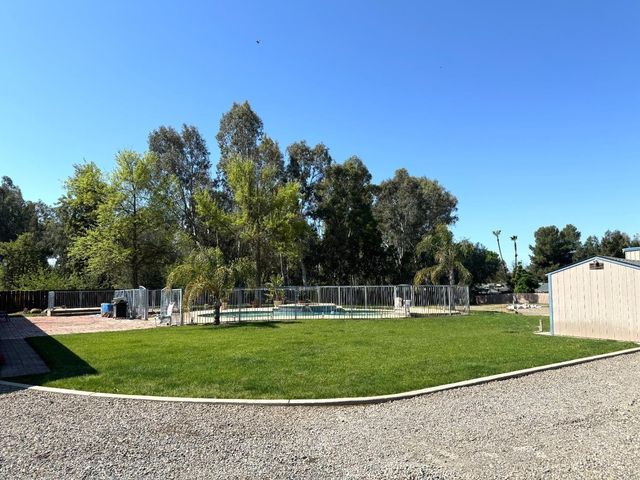 14728 Huntington Road, Madera, CA 93636