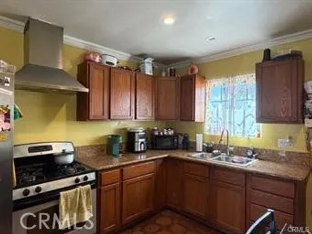 16962 Brighton, Gardena, CA 90247