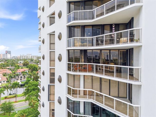 3610 Yacht Club Dr 1115, Aventura, FL 33180