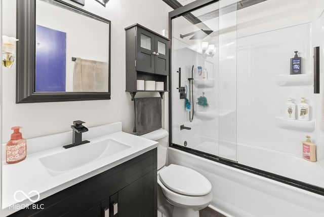 305 N 20th, Beech Grove, IN 46107