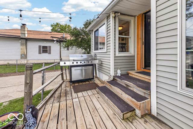 305 N 20th, Beech Grove, IN 46107