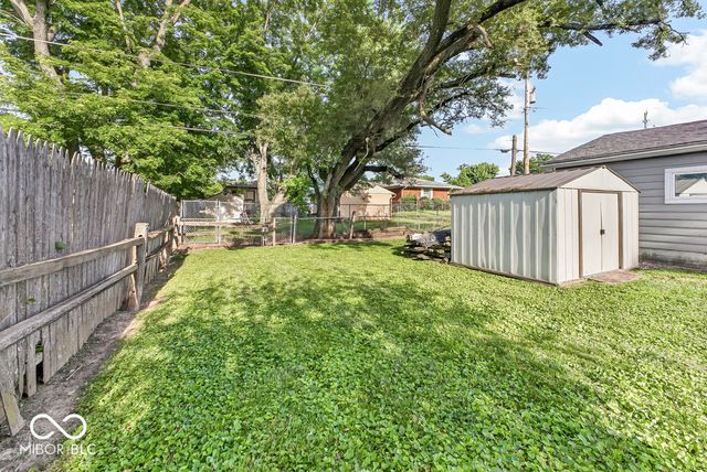305 N 20th, Beech Grove, IN 46107