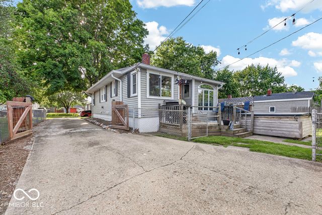 305 N 20th, Beech Grove, IN 46107