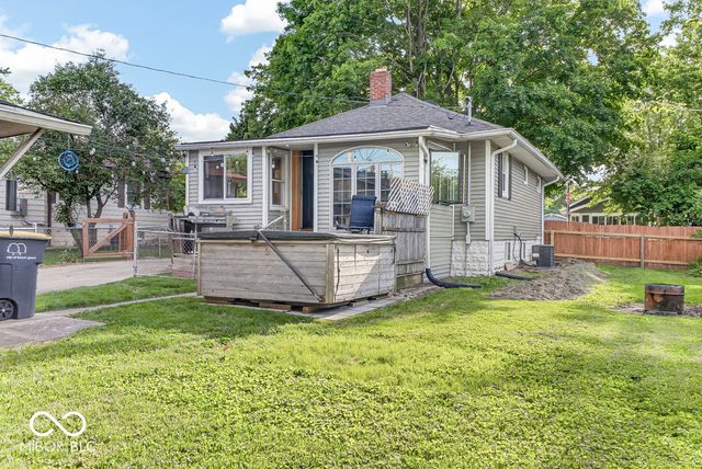 305 N 20th, Beech Grove, IN 46107
