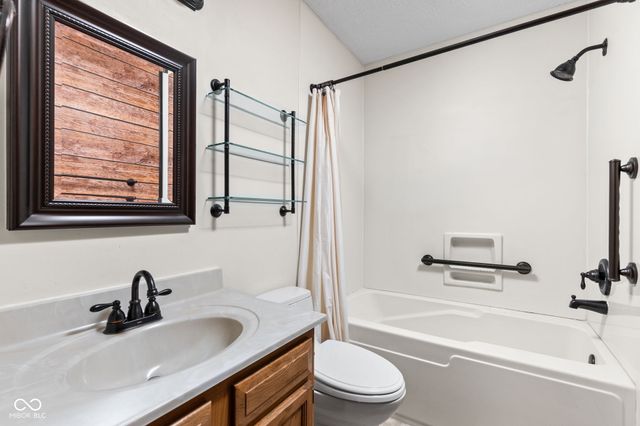 1108 Redwood Drive, Brownsburg, IN 46112