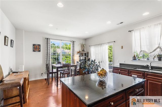 2105 Ethan Lane 2105, Highland Park, NJ 08904
