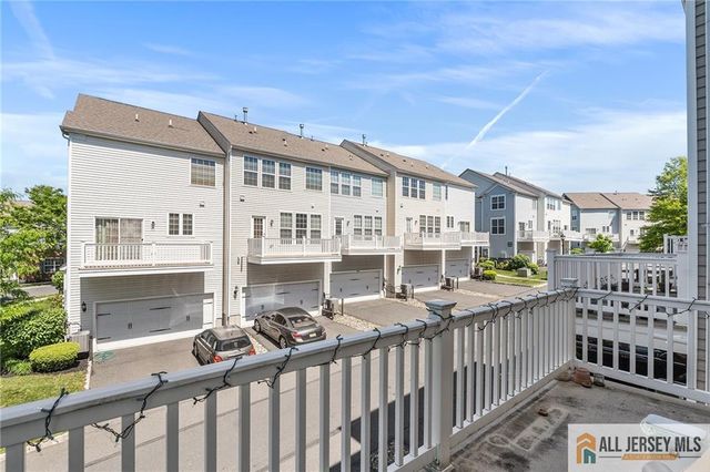 2105 Ethan Lane 2105, Highland Park, NJ 08904