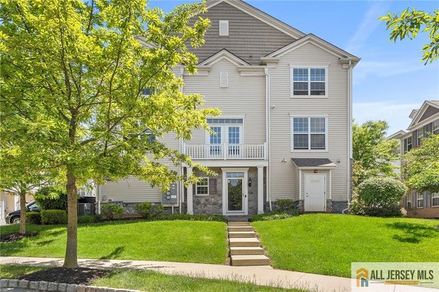 2105 Ethan Lane 2105, Highland Park, NJ 08904