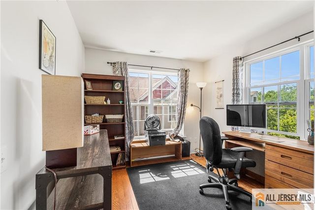 2105 Ethan Lane 2105, Highland Park, NJ 08904
