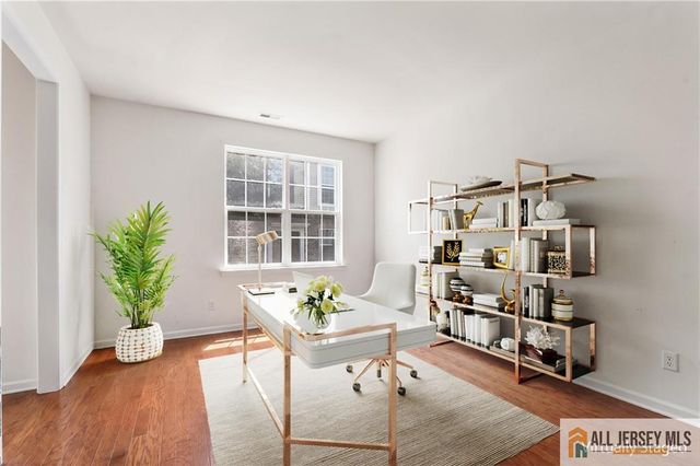 2105 Ethan Lane 2105, Highland Park, NJ 08904