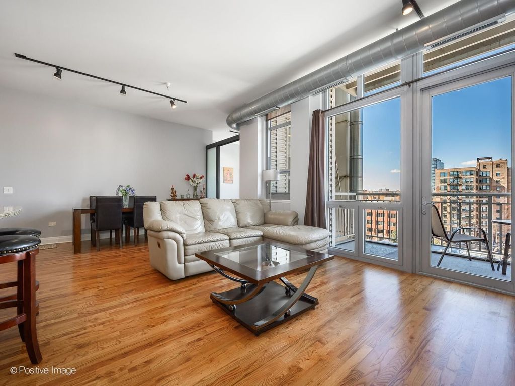 770 W GLADYS Avenue 706, Chicago, IL 60661 — photo 3