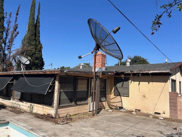 2171 S Spinnaker Street, Anaheim, CA 92802