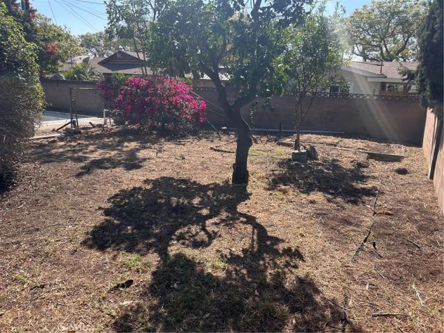 2171 S Spinnaker Street, Anaheim, CA 92802