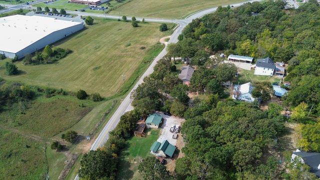 912 Monitor Road, Springdale, AR 72764