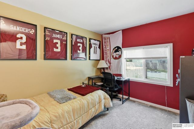 7304 LaVista Drive, La Vista, NE 68128