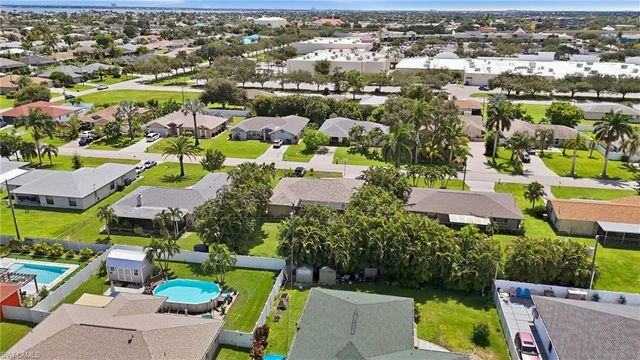 1705 SE 21st TER, Cape Coral, FL 33990