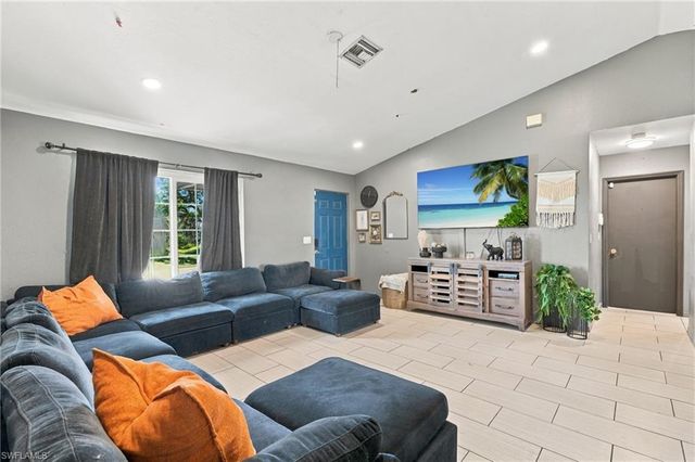 1705 SE 21st TER, Cape Coral, FL 33990