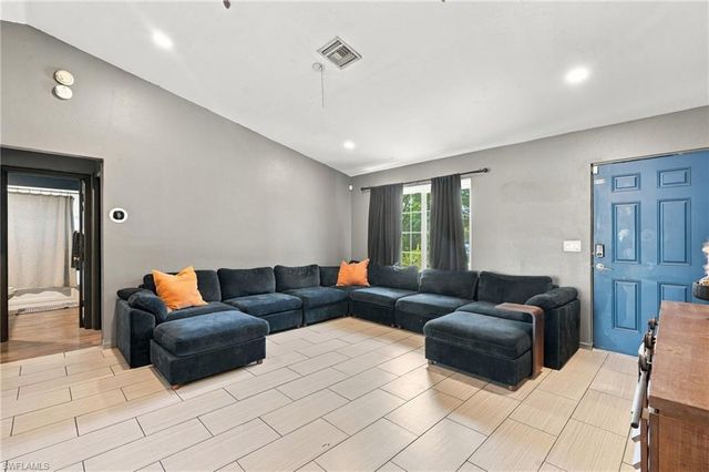 1705 SE 21st TER, Cape Coral, FL 33990