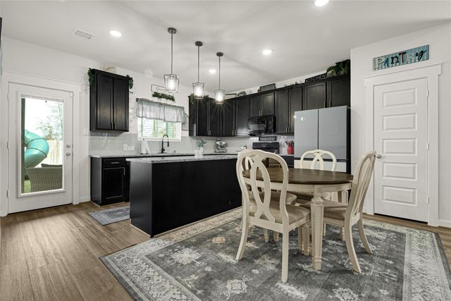 30260 Kingston Heath Drive, Cleveland, TX 77327