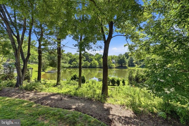 10211 LAKEWOOD DR, Rockville, MD 20850