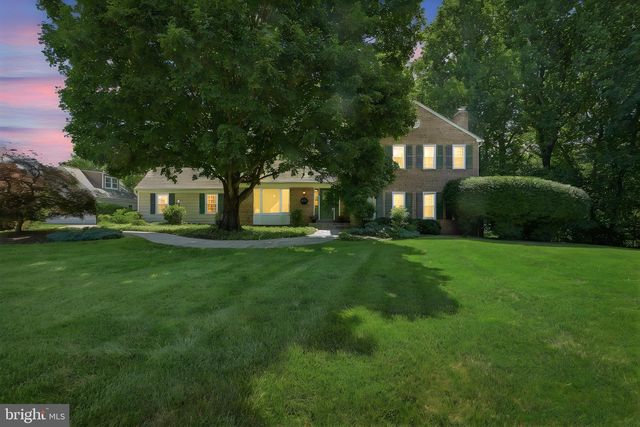 10211 LAKEWOOD DR, Rockville, MD 20850