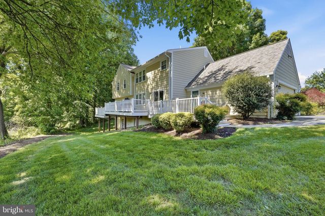 10211 LAKEWOOD DR, Rockville, MD 20850
