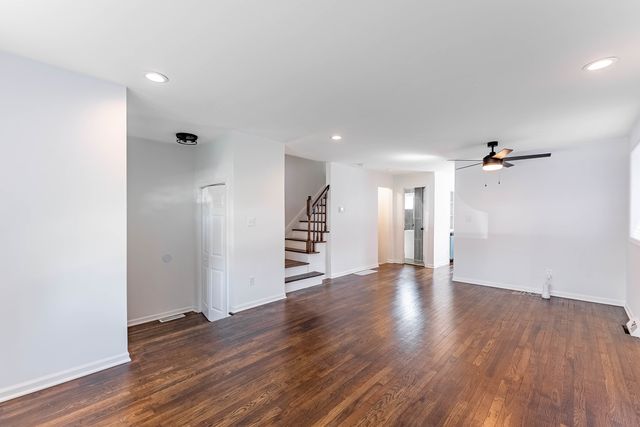 9131 S Parnell Avenue, Chicago, IL 60620