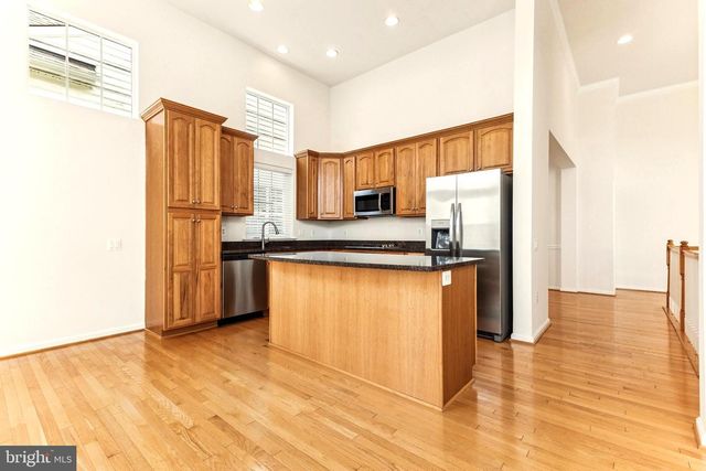 9443 STRUTHERS GLEN CT, Bristow, VA 20136