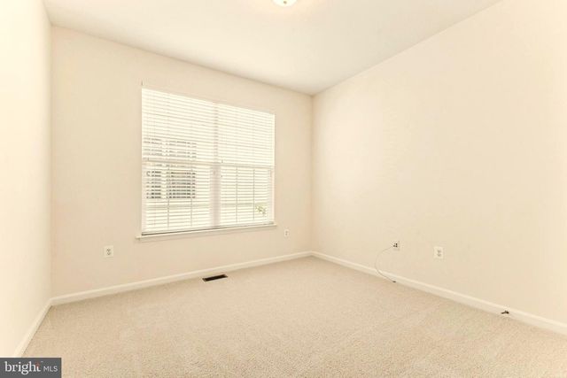9443 STRUTHERS GLEN CT, Bristow, VA 20136