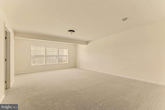 9443 STRUTHERS GLEN CT, Bristow, VA 20136