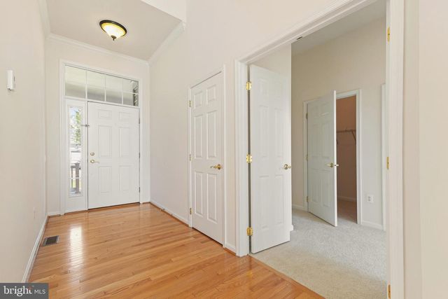 9443 STRUTHERS GLEN CT, Bristow, VA 20136