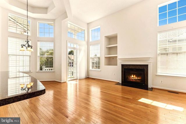 9443 STRUTHERS GLEN CT, Bristow, VA 20136